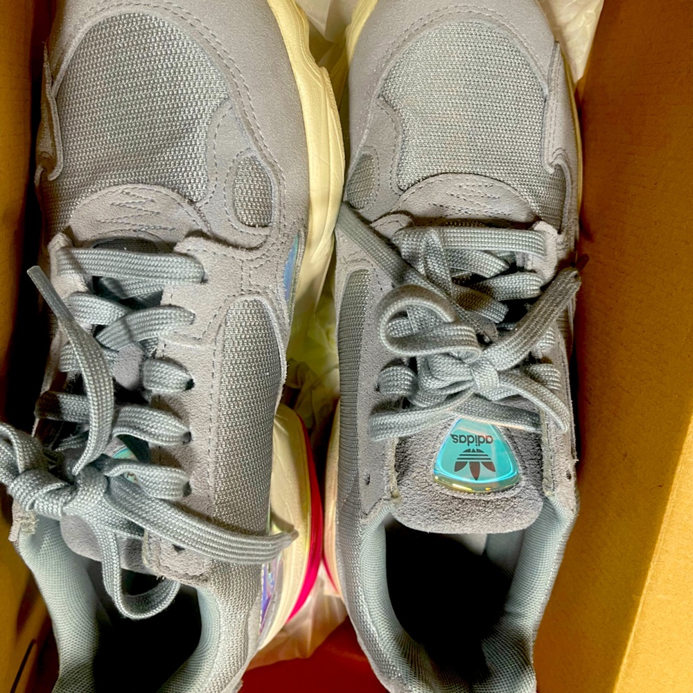 Adidas tennis shoes